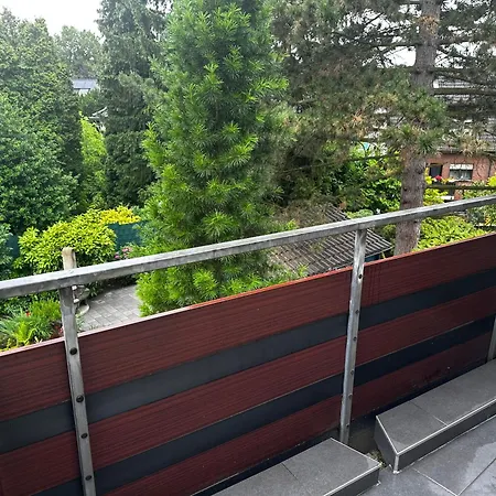 Schoenes 1,5 Mit Balkon In Frintrop