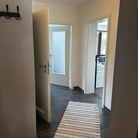 Schoenes 1,5 Mit Balkon In Frintrop