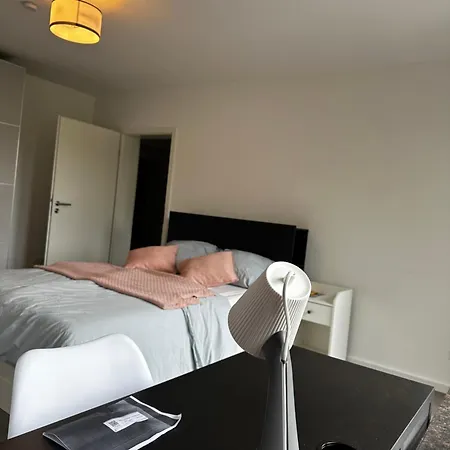 Schoenes 1,5 Mit Balkon In Frintrop Apartamento Essen