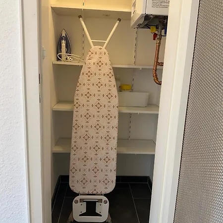 Schoenes 1,5 Mit Balkon In Frintrop * Essen
